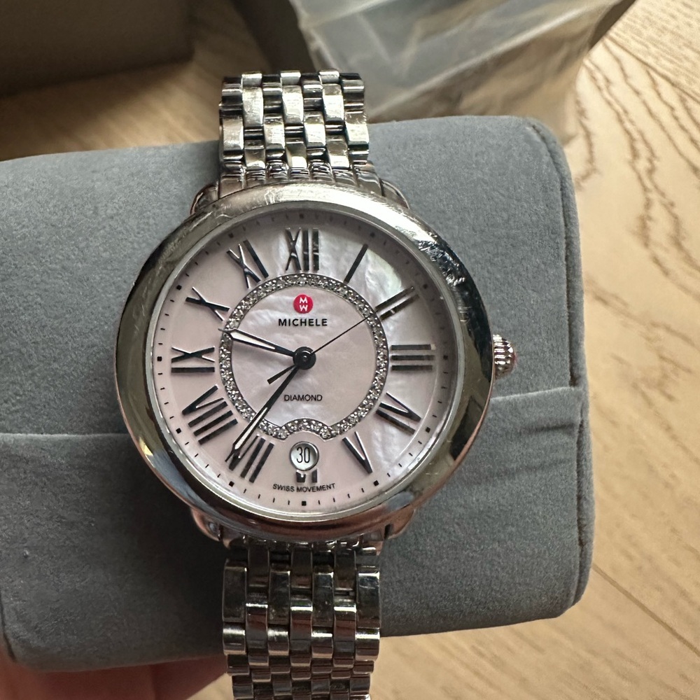 Authentic Michelle Serein watch. Mother of Pearl Lavender dial set - Picture 12 of 12